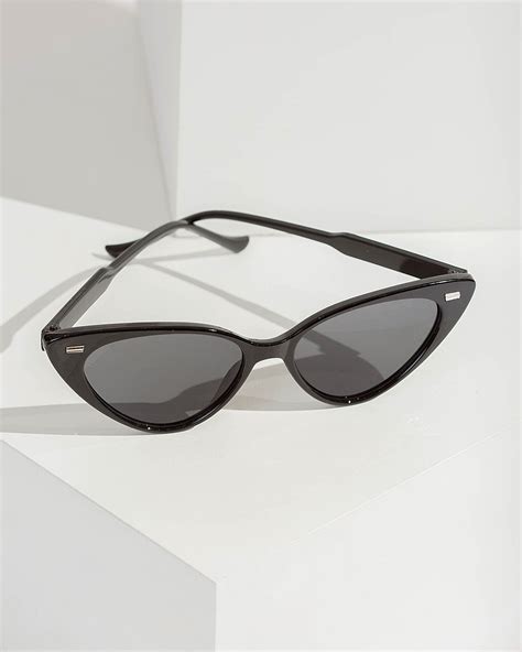 black pointy cat eye sunglasses with feathers|Amazon.com: Cat.